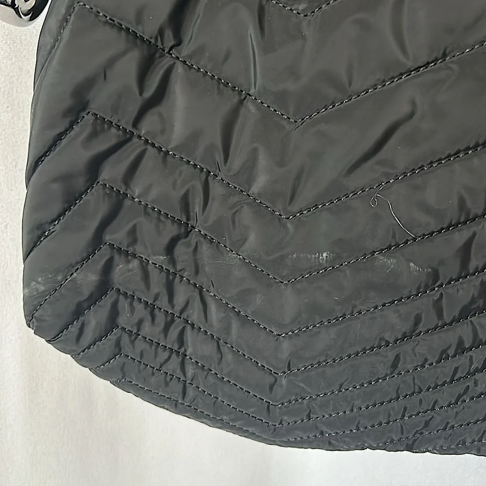 Stuart Weitzman Black Chain Strap Quilted Puffer Tote Bag Purse 🌺🌺 - Picture 7 of 7